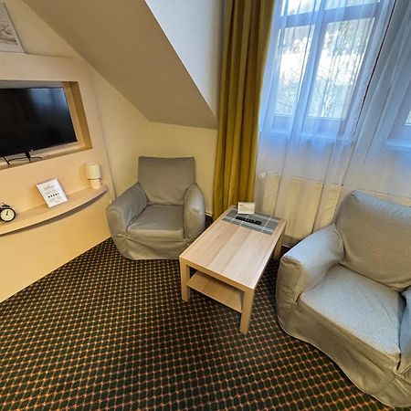 Excellent Apartments In Spa City Center 5 Min Walk From The Colonnade Karlovy Vary Eksteriør bilde