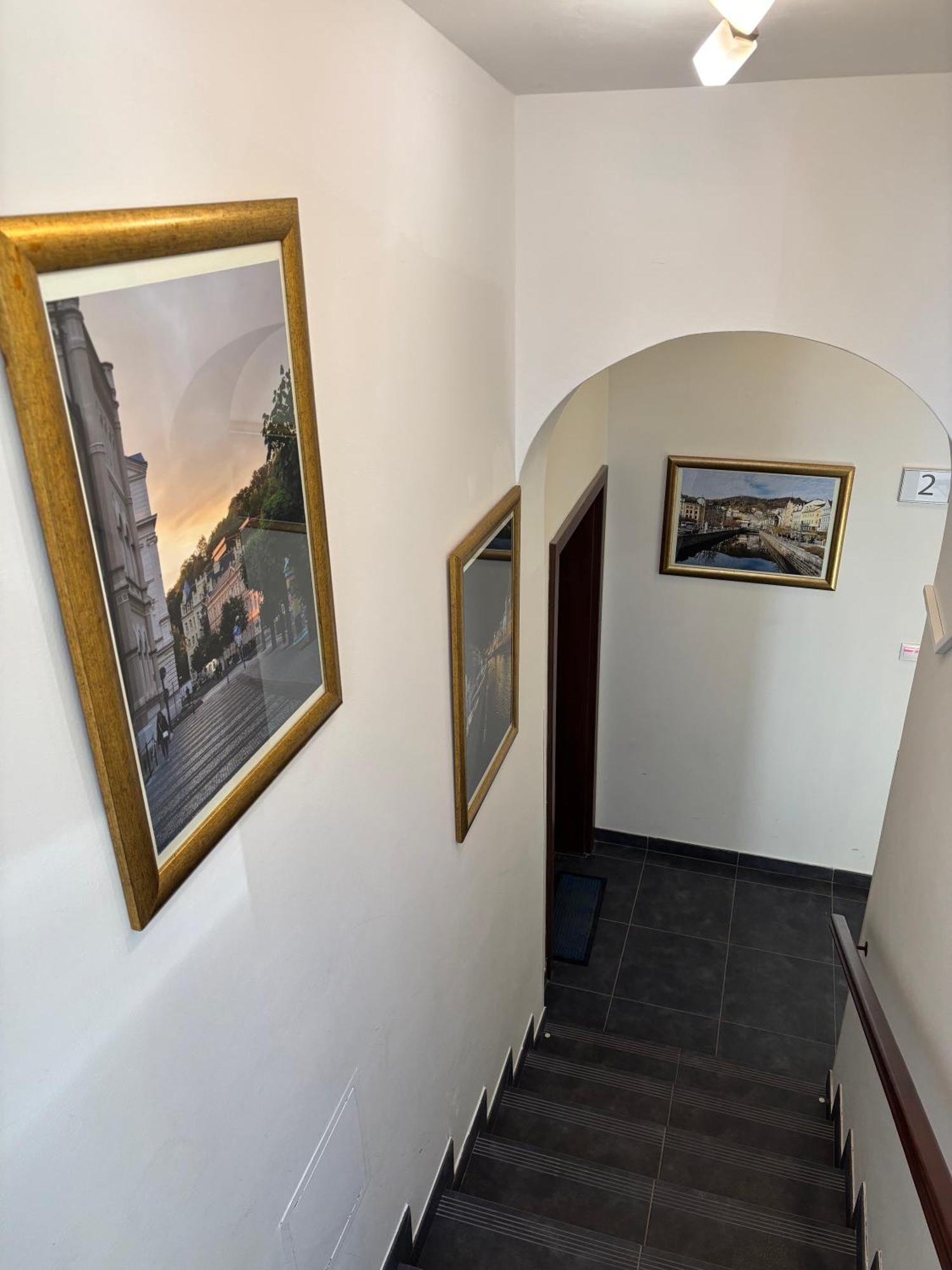 Excellent Apartments In Spa City Center 5 Min Walk From The Colonnade Karlovy Vary Eksteriør bilde